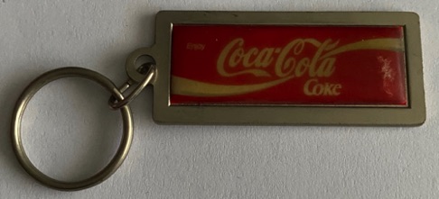 93313-1
2 € 2,00 coca cola sleutelhanger ijzer .jpeg